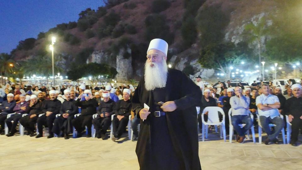 بعد غارات عرمان... الشيخ طريف يتحرّك على خط الأردن