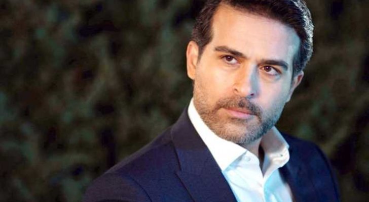 محمود نصر... وجهٌ لامع في عالم التمثيل