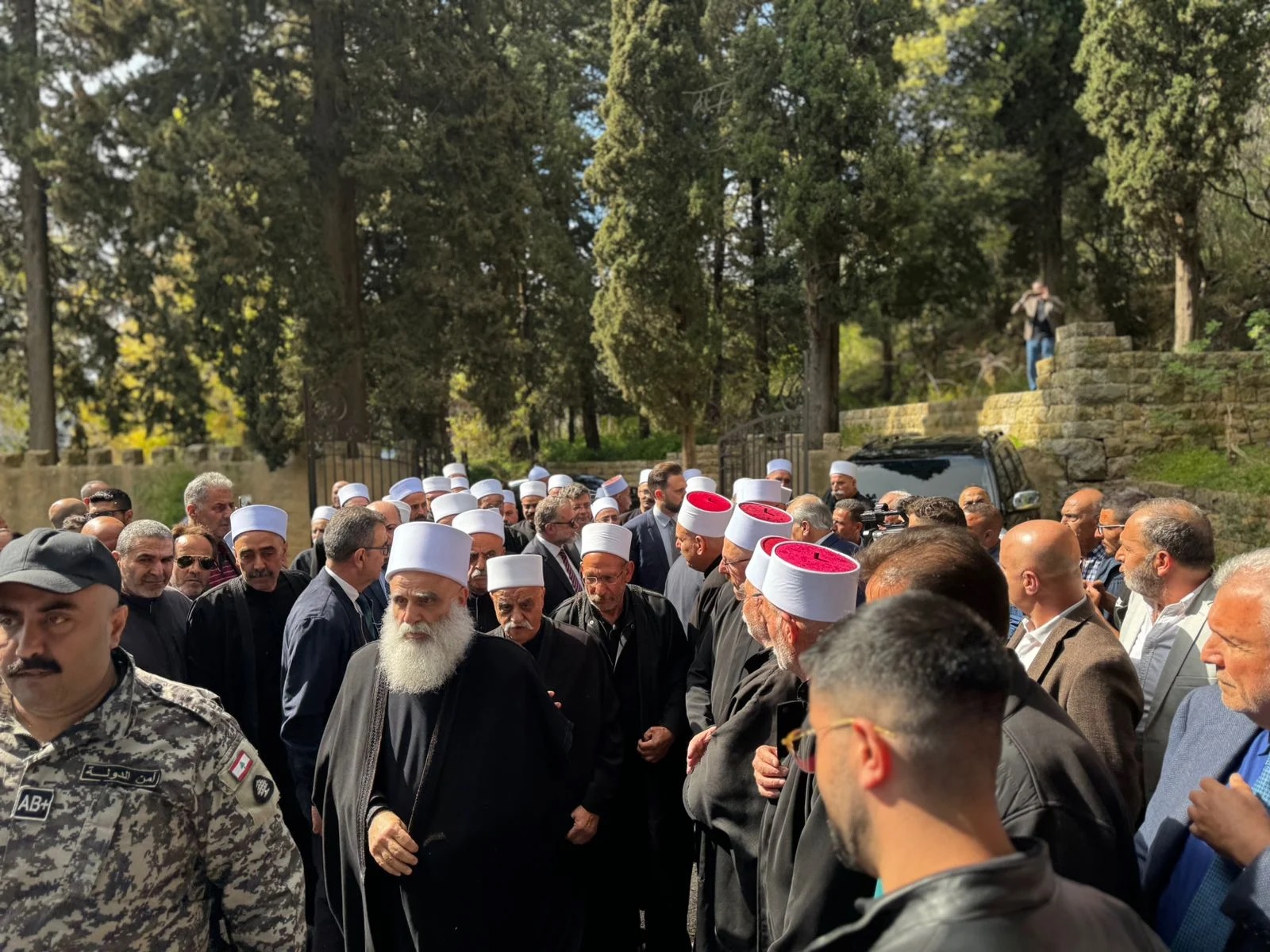 وفد درزي رفيع عزى بالنائب السعد: ساهم في عقد المصالحة التاريخية في الجبل 