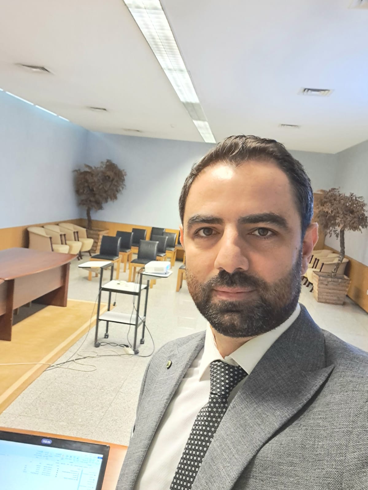 في البرتغال... دكتوراه في علوم الكمبيوتر من جامعة بورتو لزياد قسام