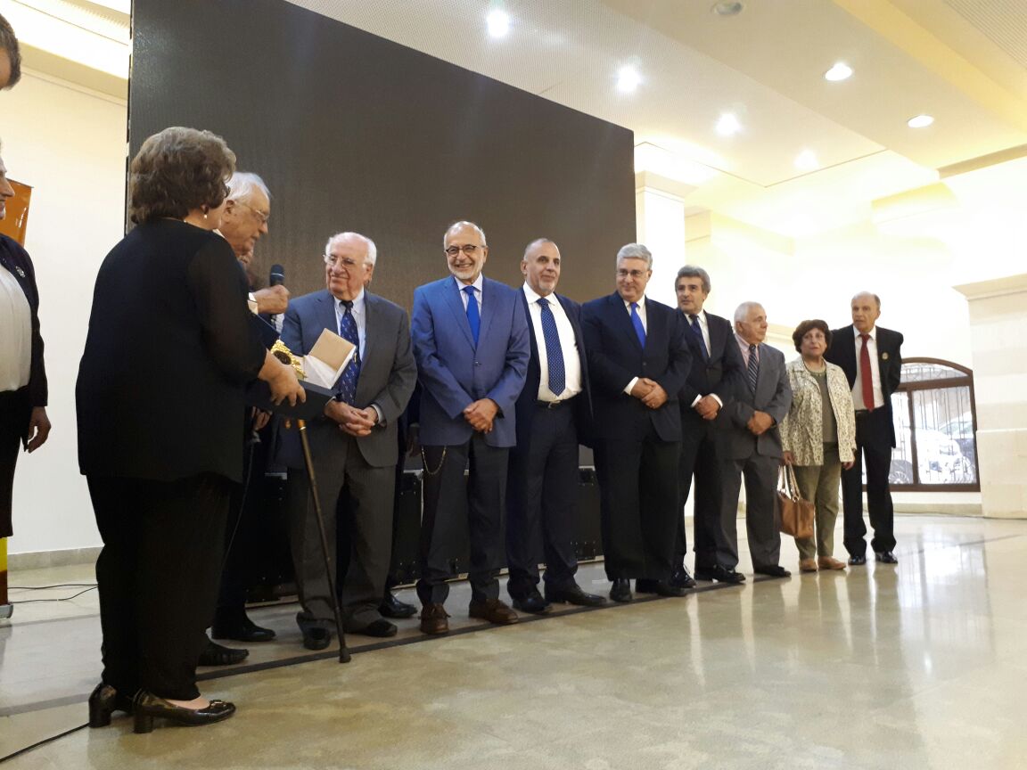 حفل تكريم اللجنة الثقافية الاجتماعية في مدينة عاليه-لبنان للطبيب الباحث والمؤلف الشاعر الدكتور انيس ابراهيم عبيد