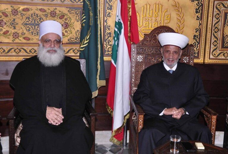 شيخ العقل في لبنان يزور مفتي الجمهورية