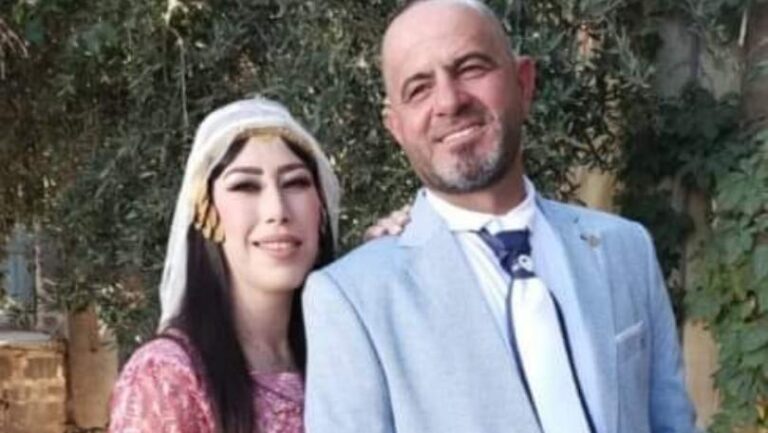 عروسان تبرّعا بتكاليف زفافهما لمدارس في السويداء