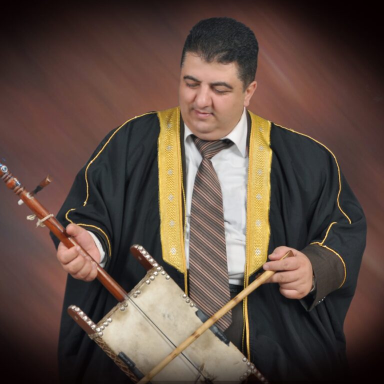 لؤي العقباني: حارس الأصالة في عالم الأغاني التراثية لؤي العقباني