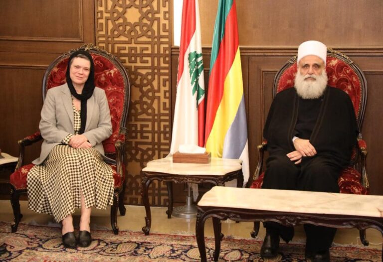 سفيرة الاتحاد الأوروبي في دار الطائفة الدرزية في لبنان سفيرة الاتحاد الأوروبي في دارة الطائفة الدرزية في لبنان