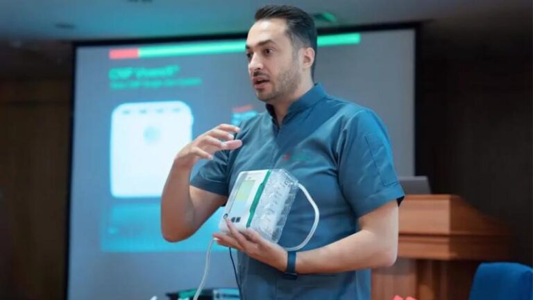 وائل أبو زور يتألق في الكويت… تقنيات طبية حديثة وائل أبو زور يتألق في الكويت... تقنيات طبية حديثة