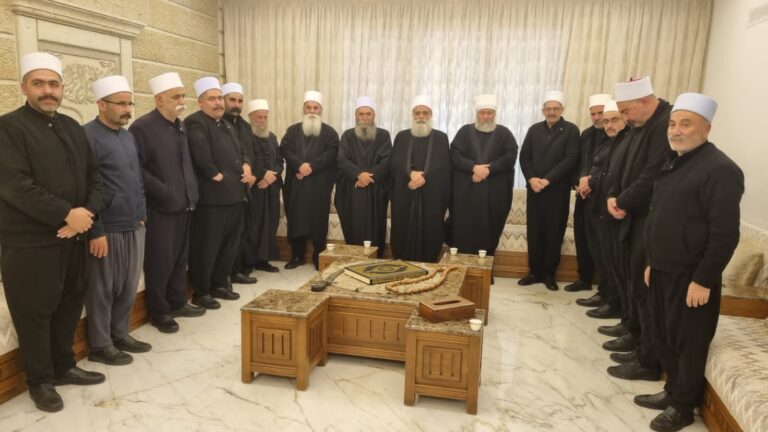 وفدٌ من مشايخ أشرفية صحنايا زار شيخ عقل لبنان وفدٌ من مشايخ أشرفية صحنايا زار شيخ عقل لبنان