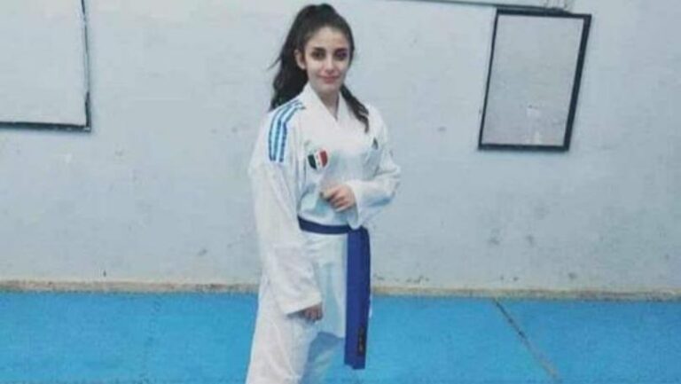 نتالي عزام تحصد الميدالية الذهبية بالكاراتيه في الإمارات