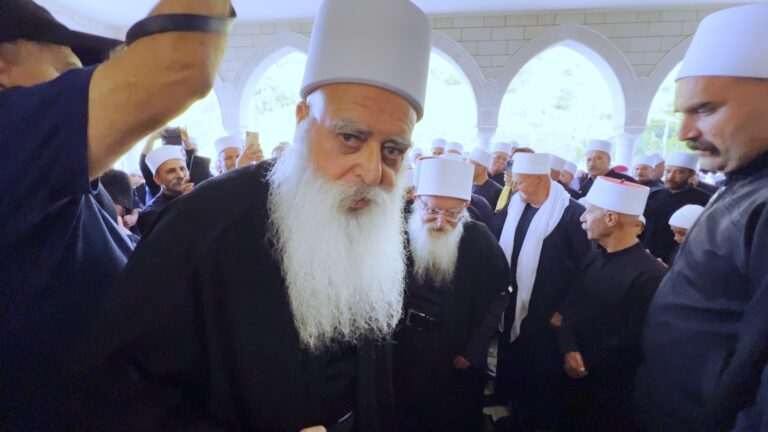 بشرى من الشيخ طريف… افتتاح مدرسة دينيّة توحيديّة بالصور: الآلاف شاركوا بالزيارة السنوية لمقام النبي شعيب في حطين