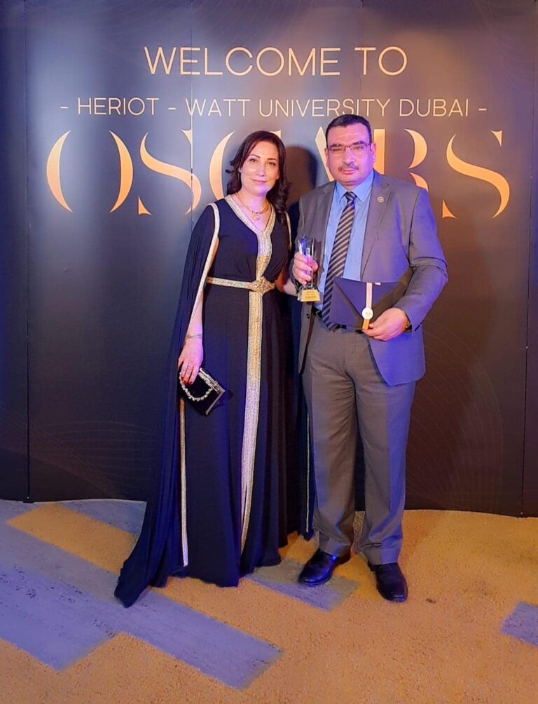 الدكتور ربيع رستم يحصل على جائزة من جامعة بريطانية عريقة الدكتور المهندس ربيع رستم