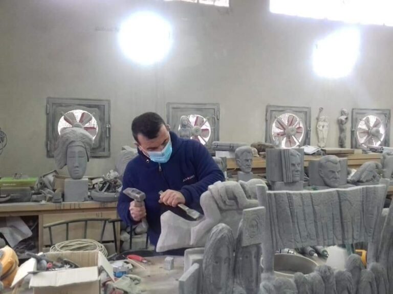 الفنان فؤاد ابو عساف