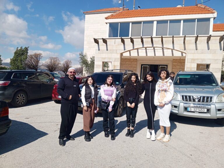 مشروع طالبي في ثانوية الوادي الأزهر يتأهل إلى مسابقة عربية