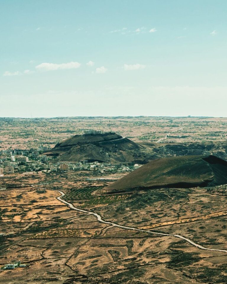 تل شيحان… أهمية دينية واقتصادية في شهبا تل شيحان