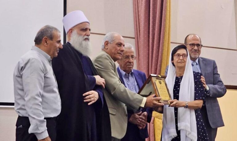 تكريم الطبيبين مجيد وسعيد أبي المنى