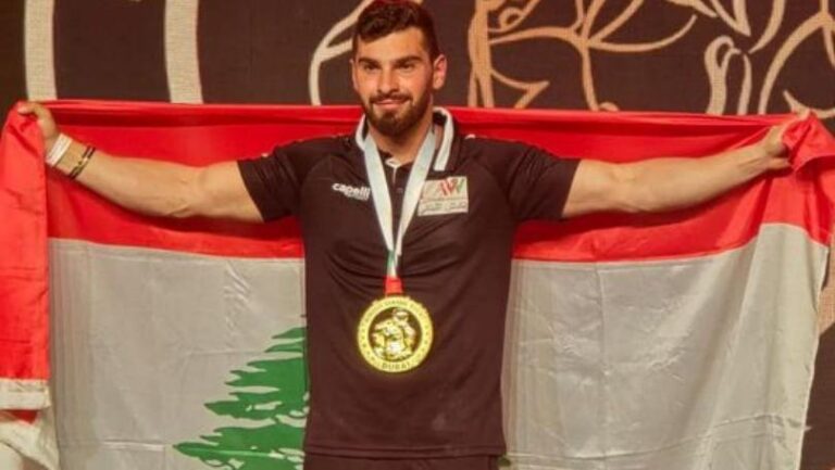 داني أبو الحسن يفوز بالميدالية الذهبية في بطولة العرب لرياضة الكباش