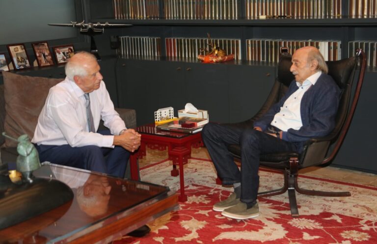 نائب رئيس المفوضية الأوروبية يزور وليد جنبلاط وليد جنبلاط