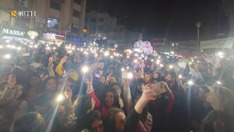 السويداء احتفالات بعيد الميلاد المجيد في ساحة الكرامة عيد ميلاد السويداء ساحة الكرامة